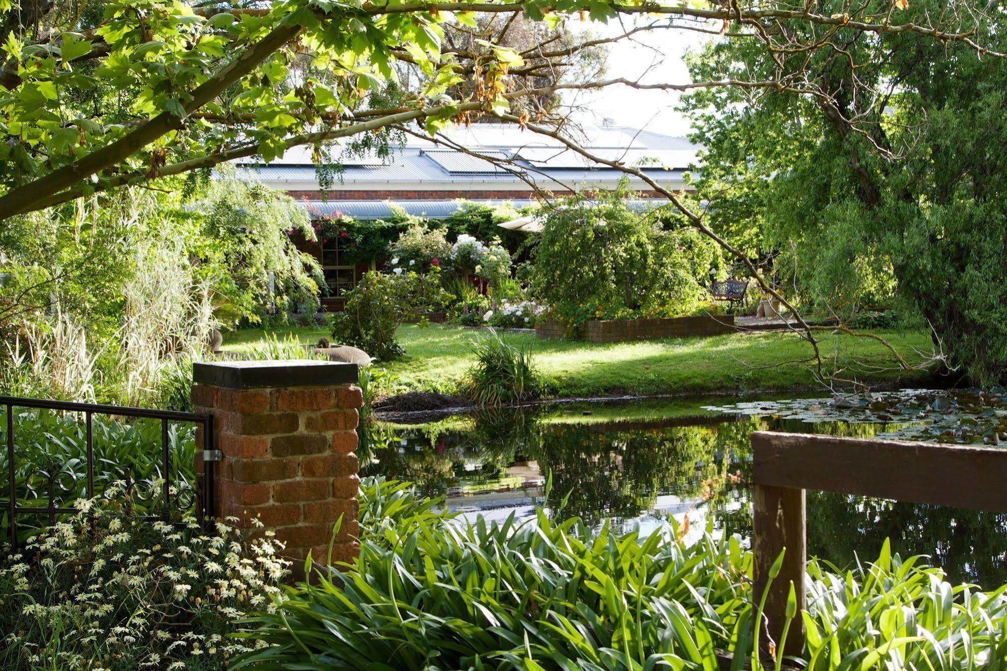 Holly Lane Mews Motel Yarra Glen Exterior foto
